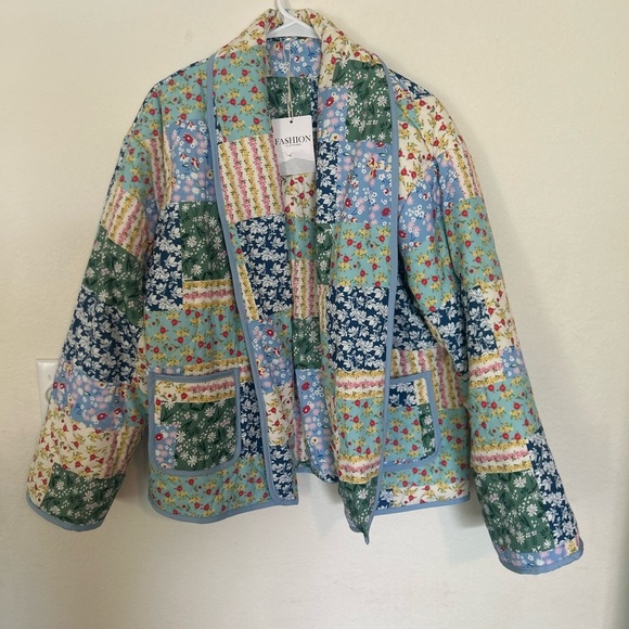 Colorful Floral Patchwork Blazer - Picture 2 of 11